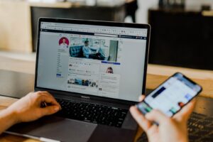 Jak testować efektywność kampanii reklamowej online i dokonywać optymalizacji na bieżąco?
